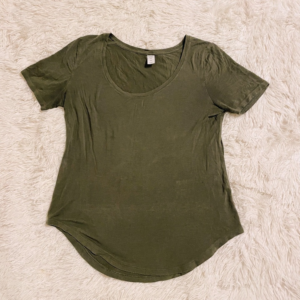 ♻️GOODWILL BOUND♻️ Old Navy Lux Flowy Tee